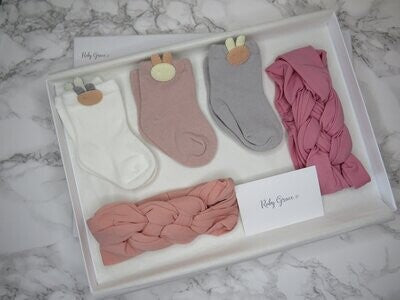 Newborn Gift Set Bunny and Twisted Knotted Bows